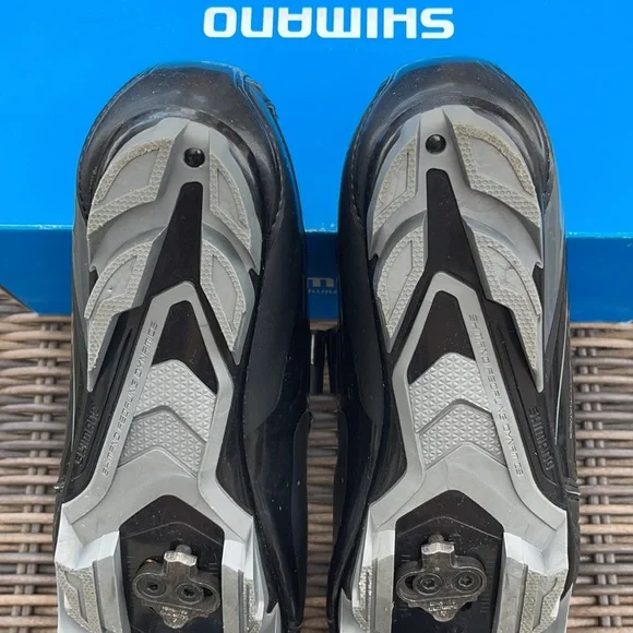 SHIMANO Black Cycling Shoes | Dynalast SH-XC31L - Picture 8 of 13